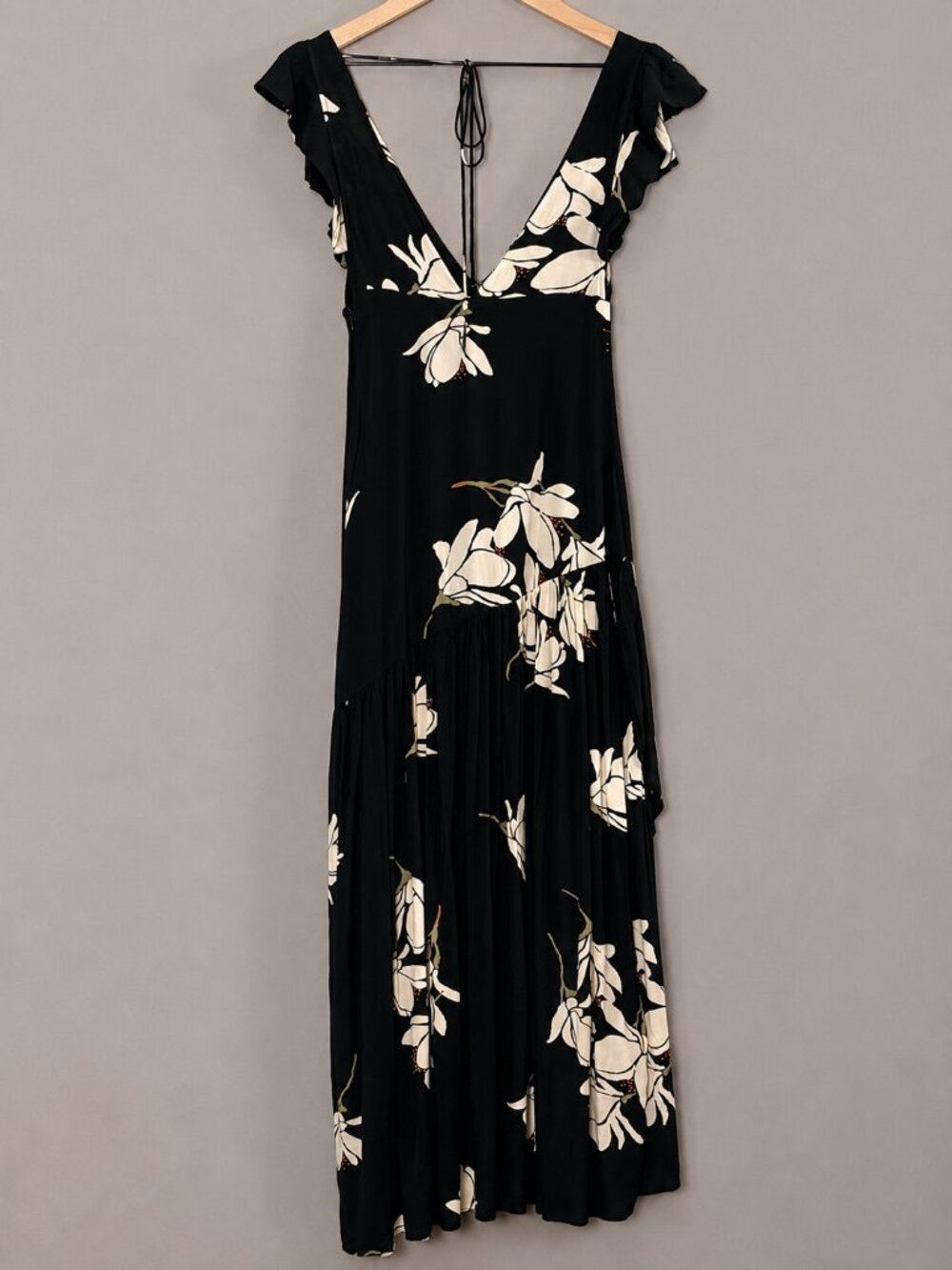 Free People She’s A Waterfall Floral Midi Dress Black Ivory Open Back Size 4 - Picture 2 of 9